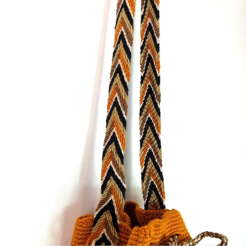 Wayuu Tribe Crocheted Handbag Crossbody - Picture 11 of 13